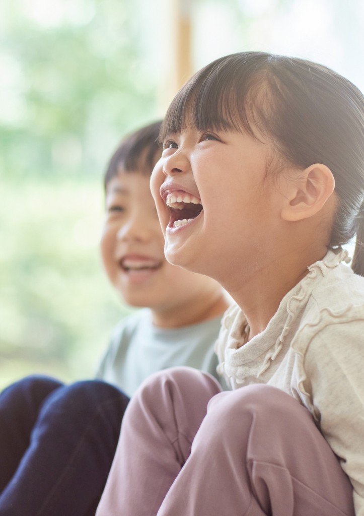 レッスンで笑顔の子どもたち