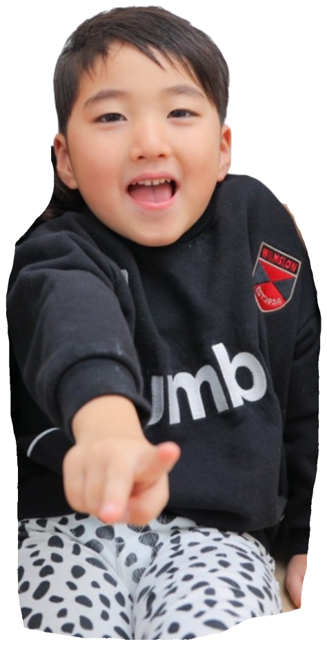 返事する男の子